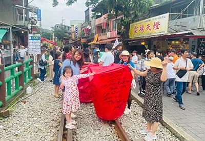 TOUR ĐÀI LOAN MÙA THU 6N5Đ | ĐÀI BẮC - ĐÀI TRUNG - CAO HÙNG (Bay Vietnam Airlines)