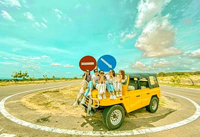 TOUR PHAN THIẾT 2N1Đ | BIỂN XANH - MŨI NÉ - HÒN RƠM - JEEP TOUR